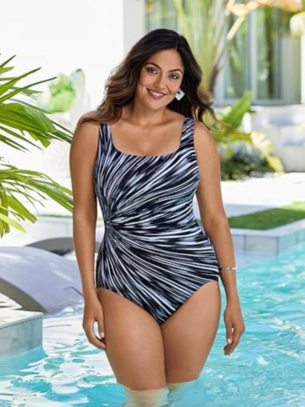NWT $125 LONGITUDE Fly Long Torso Panel Black and White Swim Suit XL 16